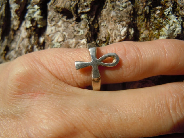 Thumbnail: Ladies Sterling Silver Ankh Ring