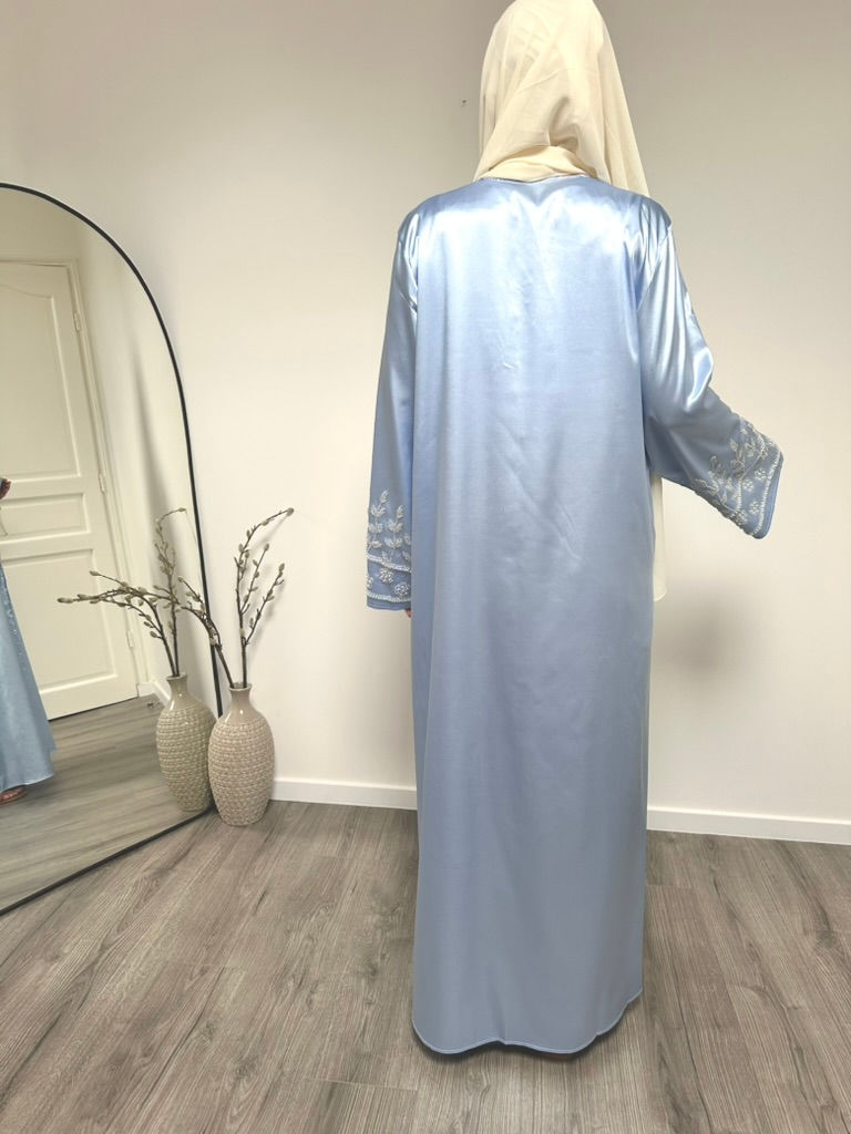 Miniature : Kimono en satin perlé sur les manches – couleur bleu