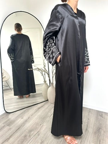 Miniature : Kimono en satin perlé sur les manches – couleur bleu