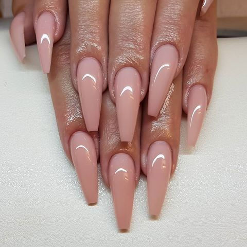 pink nails