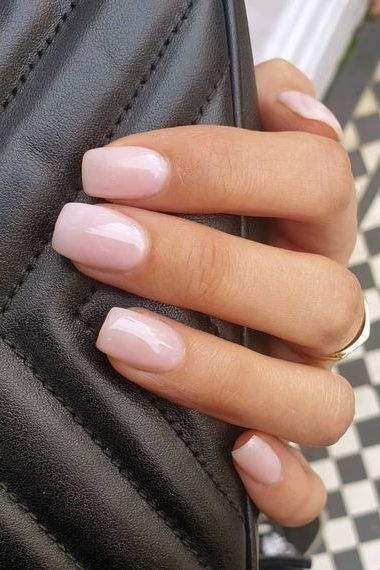 pink nails