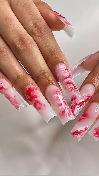 red nails