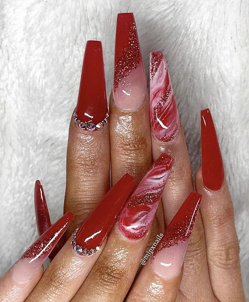 red nails