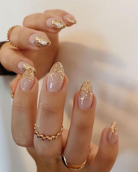 gold nails