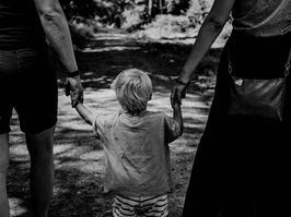 Neue Rechtsprechung: Überschussanteil des Kindes unverheirateter Eltern bei alternierender Obhut (BGer 5A_384/2024)