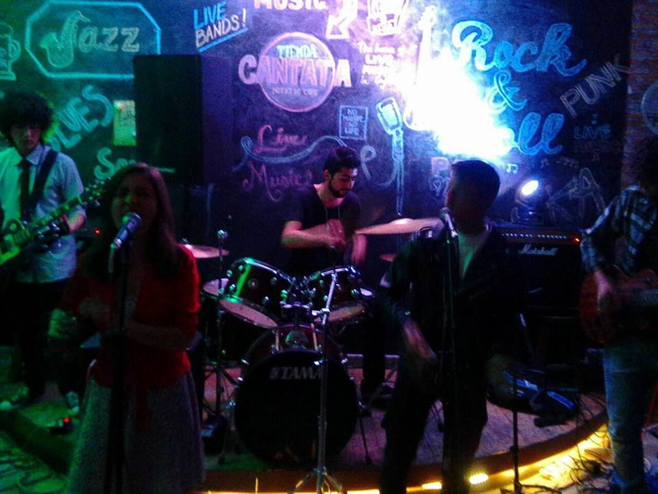 ANTIBIÓTIKO EN ESCENA - TIENDA CANTATA CAJICÁ