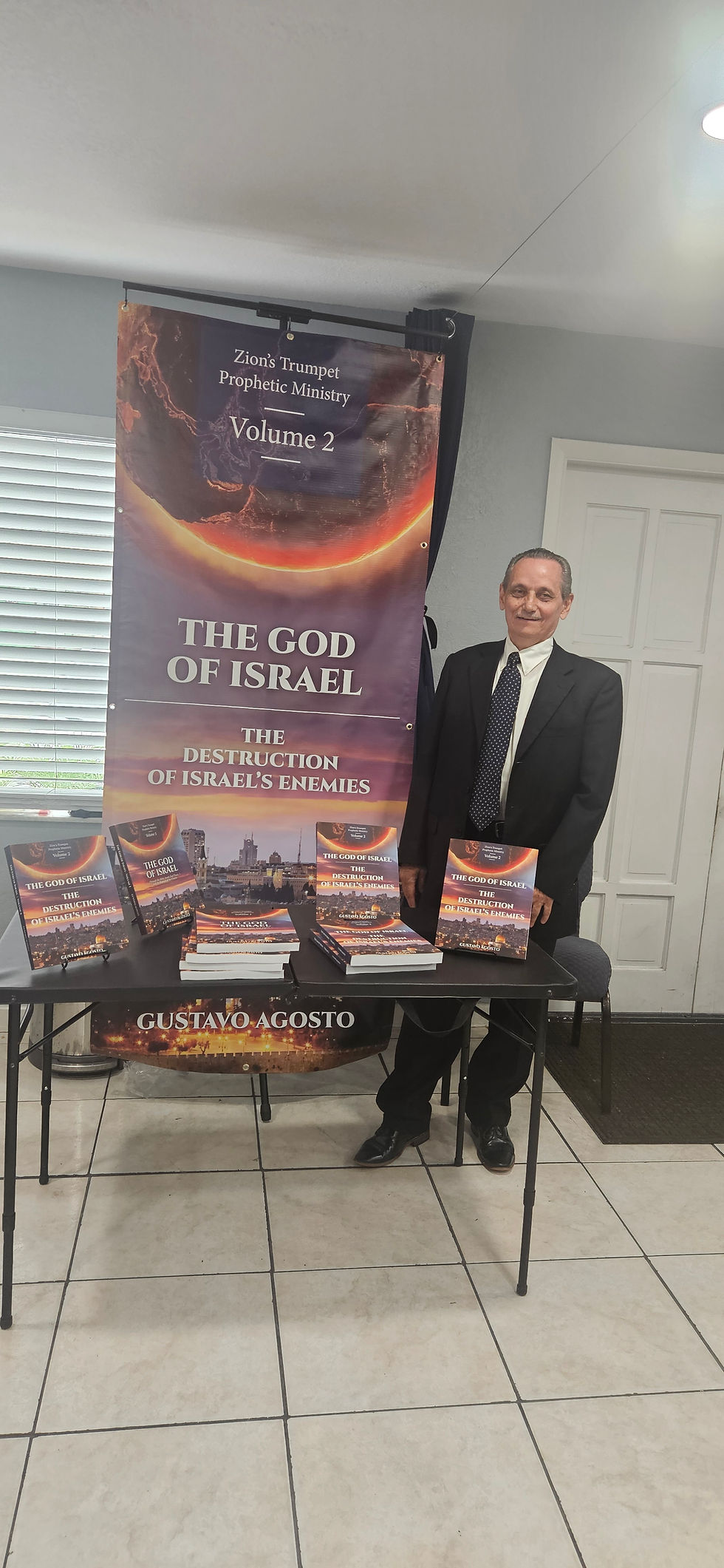 CAPELLAN GUSTAVO HERNANDEZ