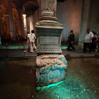 medusa column basilica cistern turkey