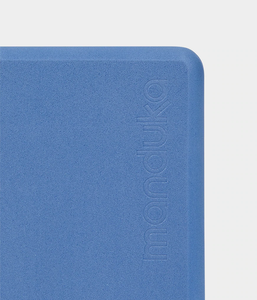תמונה ממוזערת: RECYCLED FOAM YOGA MINI BLOCK