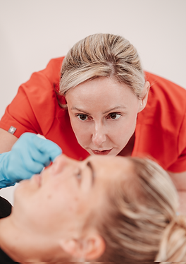 Advanced Neofound aesthetic treatment for skin renewal and collagen stimulation