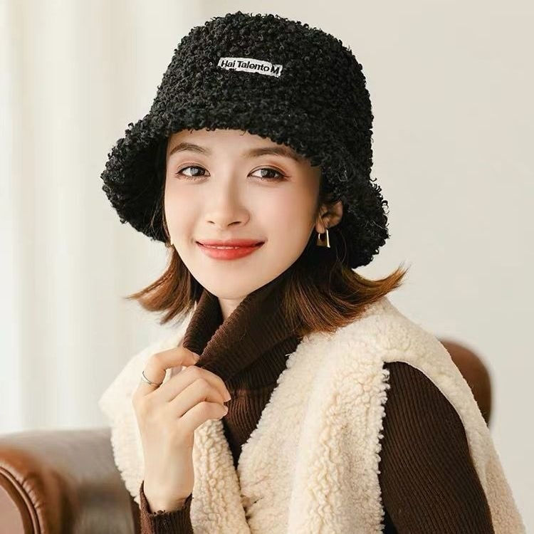 Versatile Women's Lamb Wool Fisherman's Hat
