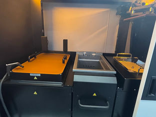 Carbon auf der DTS und LMT Lab Day West 2026: Additive Fertigung im Dentalbereich