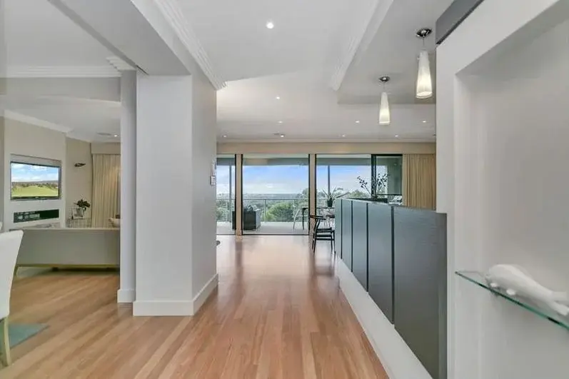 Lower Mitcham - Custom Home