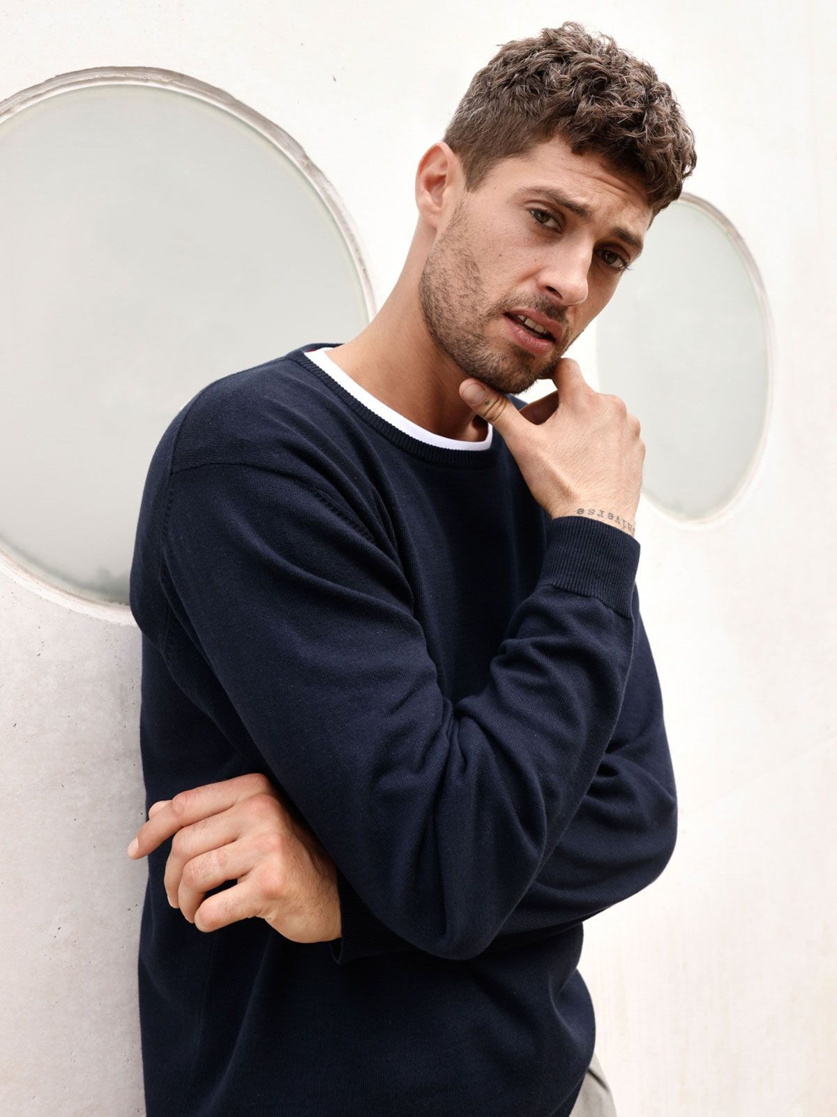 ' Round-Neck Pullover - 6 coloris