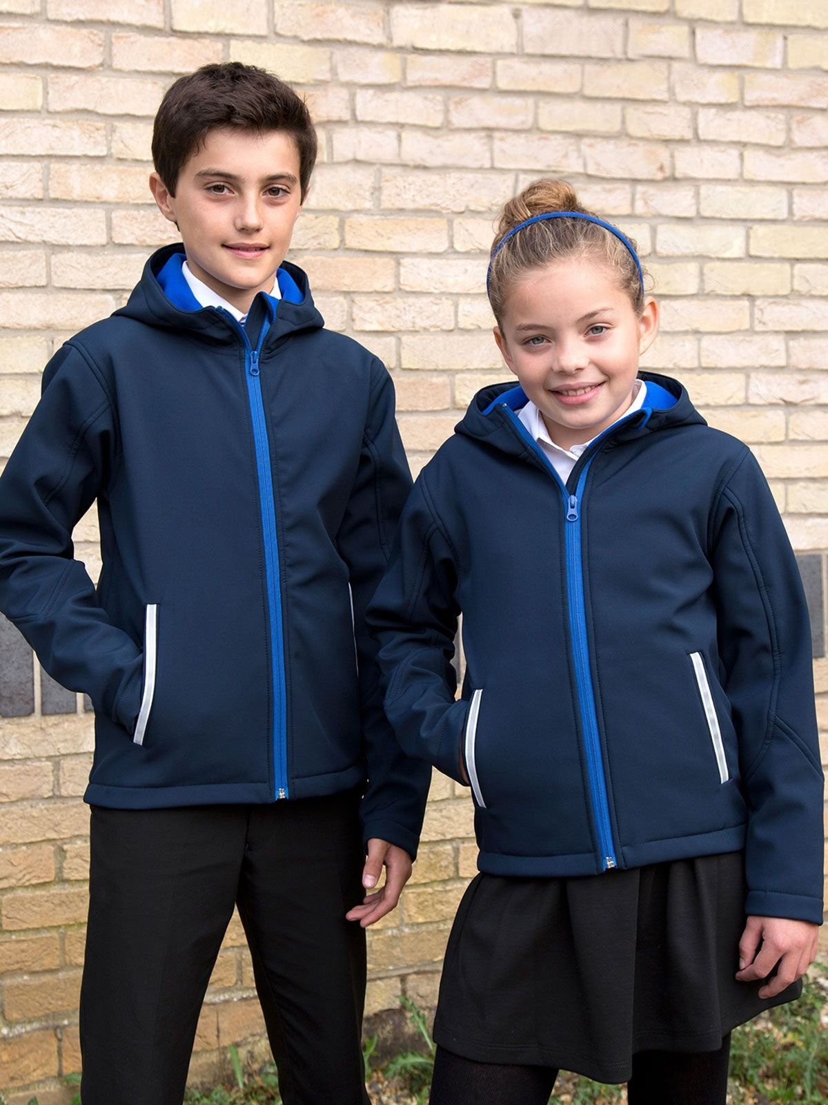 Veste softshell enfant polyester à capuche - 8 coloris