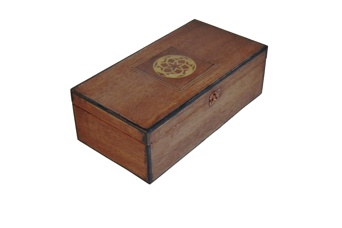 Ahşap Prinç İşlemeli Mücevher Kutusu