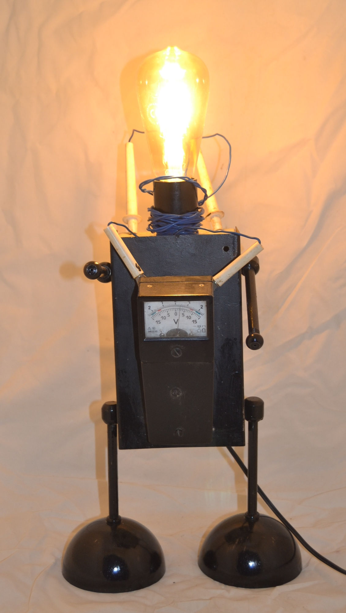 "Robot" Lamba Kopyası