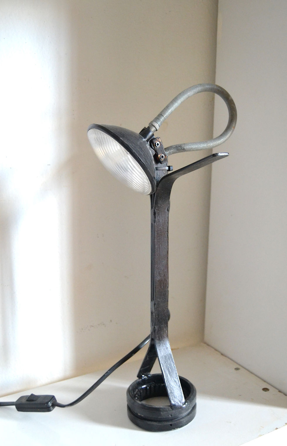 Thumbnail: Tasarım Nostaljik Bisiklet Farı Lamba