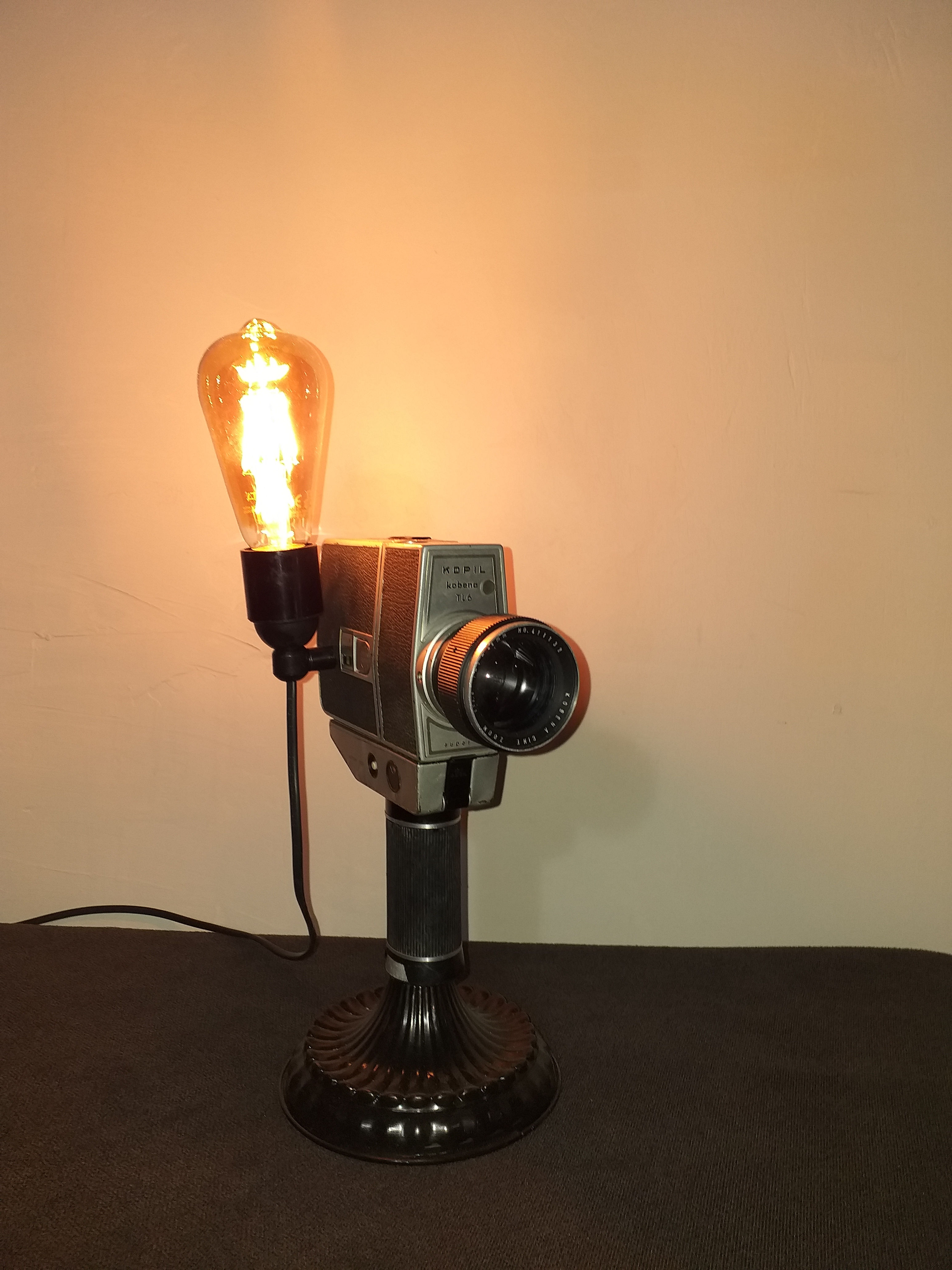 "Kopil" Kamera Lamba