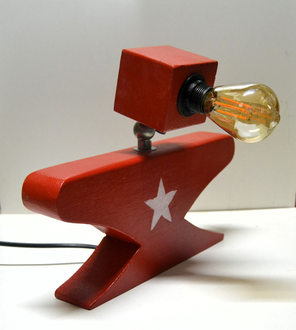 Küçük resim: "Ahşap Robot" Lamba