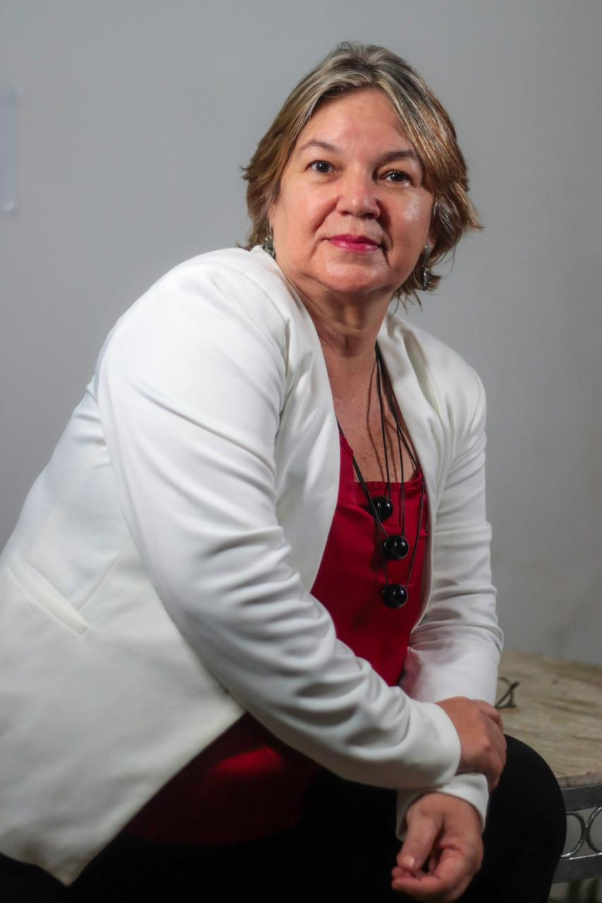 Dra. Lourdes Leite Psicanalista e Terapeuta de Casal