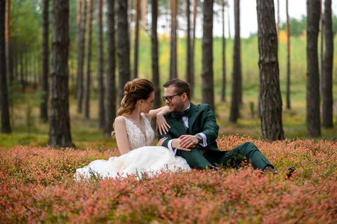 Sesja fotografii ślubnej w plenerze - Fotosceny