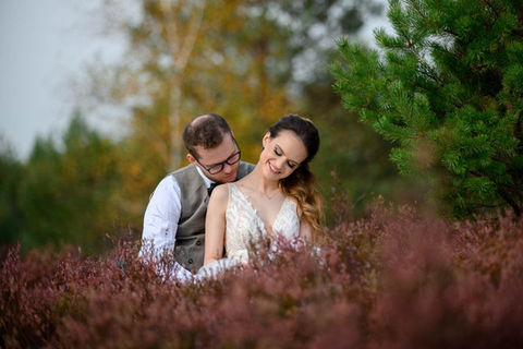 Sesja fotografii ślubnej w plenerze - Fotosceny