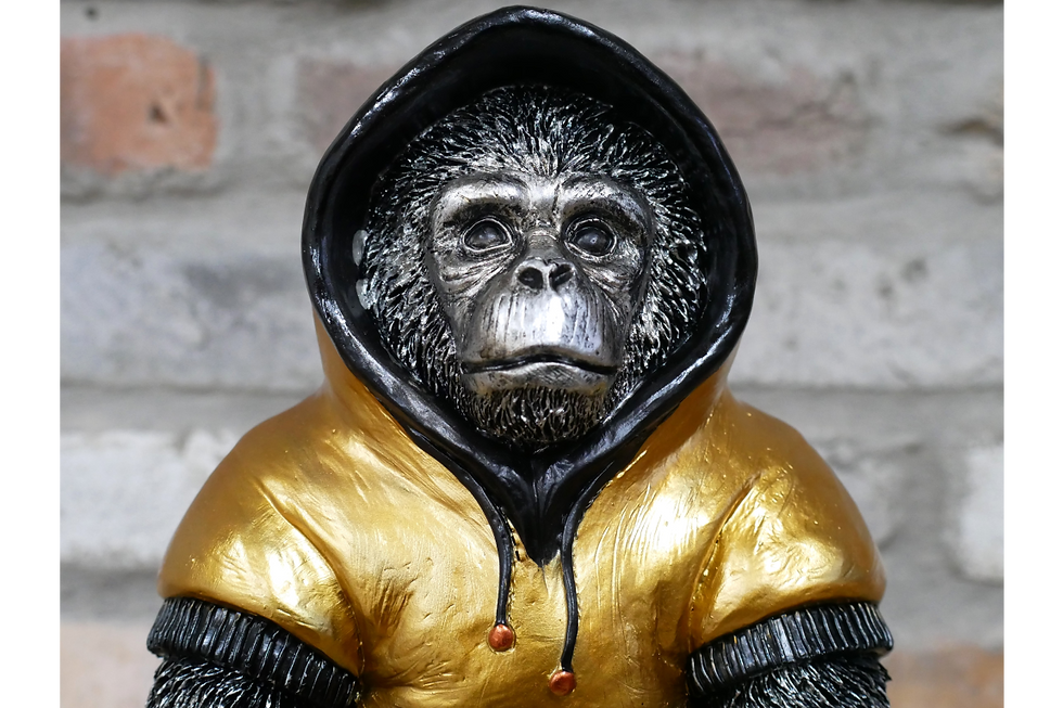 Thumbnail: Weightlifting Gorilla Ornament