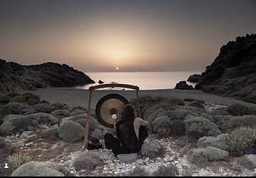 Angelos_Gong_Sunset.jpg