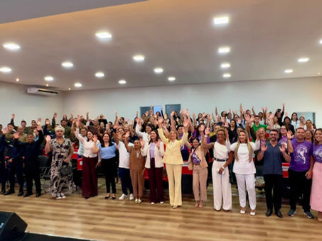 Prefeitura de Cruzeiro do Sul e Tribunal de Justiça realizam palestra “Colocando a Colher para Proteger a Mulher” em alusão a campanha Agosto Lilás