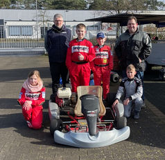 Trainingsauftakt im Jugend-Kart