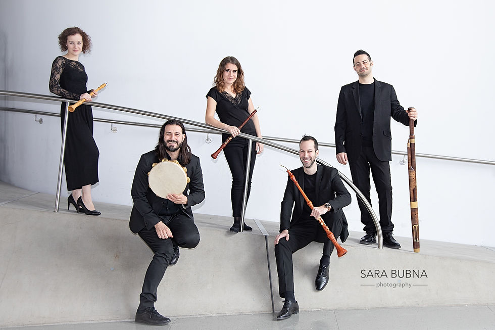 Fotograf, Fotografin, Salzburg, Bauakademie, http://www.moa-architecture.eu, Ensemble, la petite ecurie, Portraits, Headshots, Gruppenbilder, Musik, Oboe, SARA BUBNA, Fotostudio, QAP, EP, Meisterfotograf,