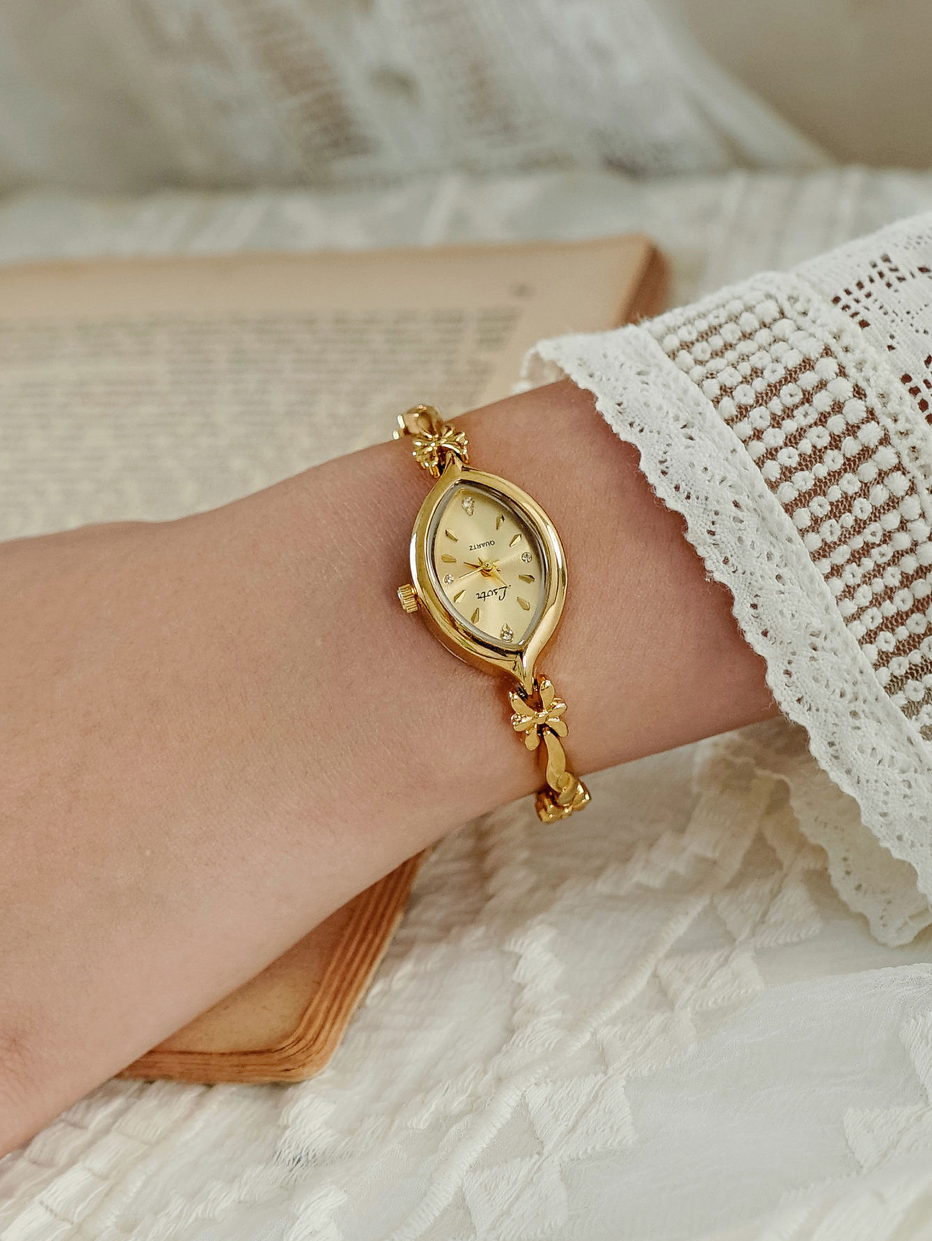 Watch Étoile Petite Luxe