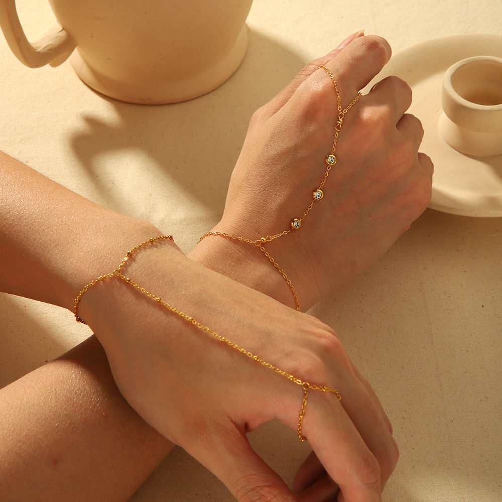 Bracelet Aurelia Dainty Chain