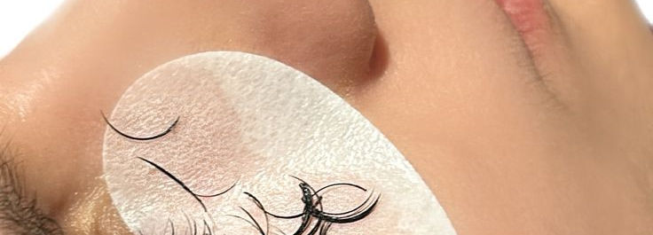 Lash removal available now at Saab lash studio in Grey Lynn 