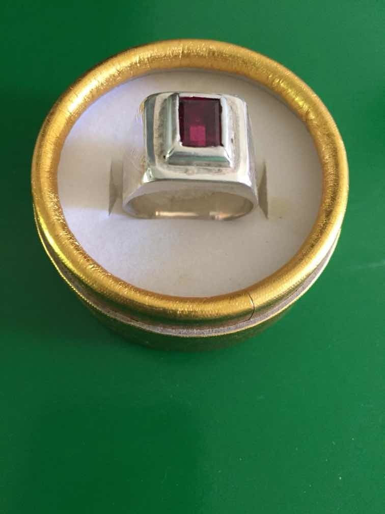 Anillo de Mesa Plata C/ Rubí