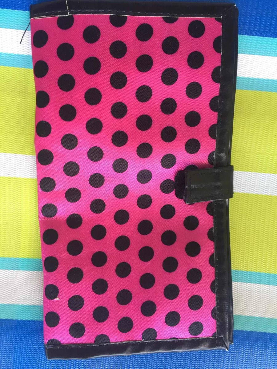 Billetera C/ Lunares Fucsia/negro