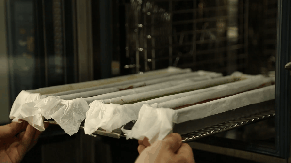 GIF オーブン入れる.gif