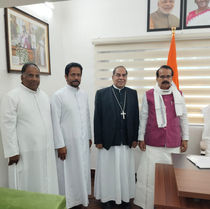 മന്ത്രി ജോർജ് കുര്യനെ സന്ദർശിച്ചു