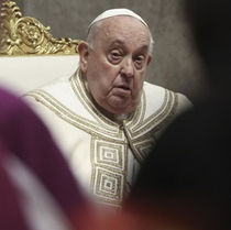 ന്യുമോണിയക്ക് പുറമെ മാർപാപ്പക്ക് വൃക്കയിലും തകരാർ