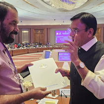 ഇ.എസ്.ഐ. സേവനങ്ങളുടെയും അടിസ്ഥാന സൗകര്യങ്ങളുടെയും അടിയന്തരമായ മെച്ചപ്പെടുത്തൽ : മന്ത്രി വി ശിവൻകുട്ടി കേന്ദ്ര തൊഴിൽമന്ത്രിയ്ക്ക് നിവേദനം നൽകി