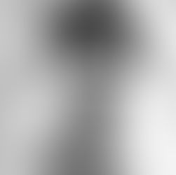 വഷളാകുന്ന വായുനിലവാരം; ഇന്ത്യാഗേറ്റിൽ മാതാപിതാക്കളുടെ പ്രതിഷേധം