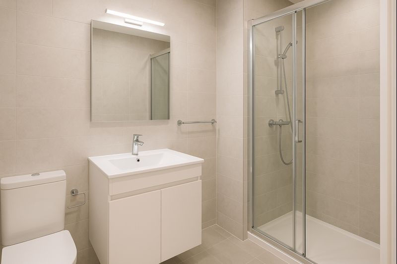 Луксозен вид в банята без голям бюджет

