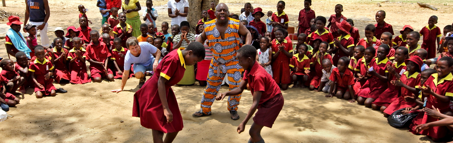 Zimbabwe - Artisti  020.JPG