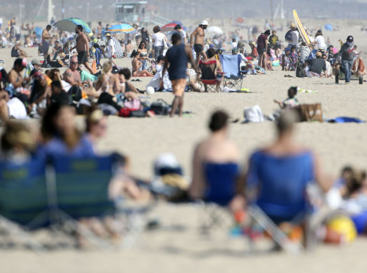 Los Angeles County Beaches Ordered To Close For Fourth Of July Weekend