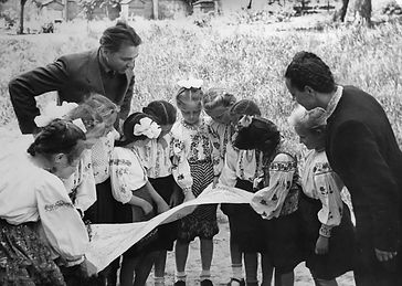 Sukhomlinsky-embroidery.jpg