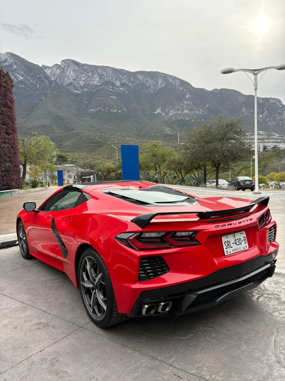 Miniatura: Chevrolet Corvette Stingray 2021