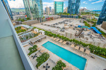 1000 Auahi St Unit 1404 Honolulu HI 96814 USA-010-012-1404 LivingLanai16-MLS_Size.jpg