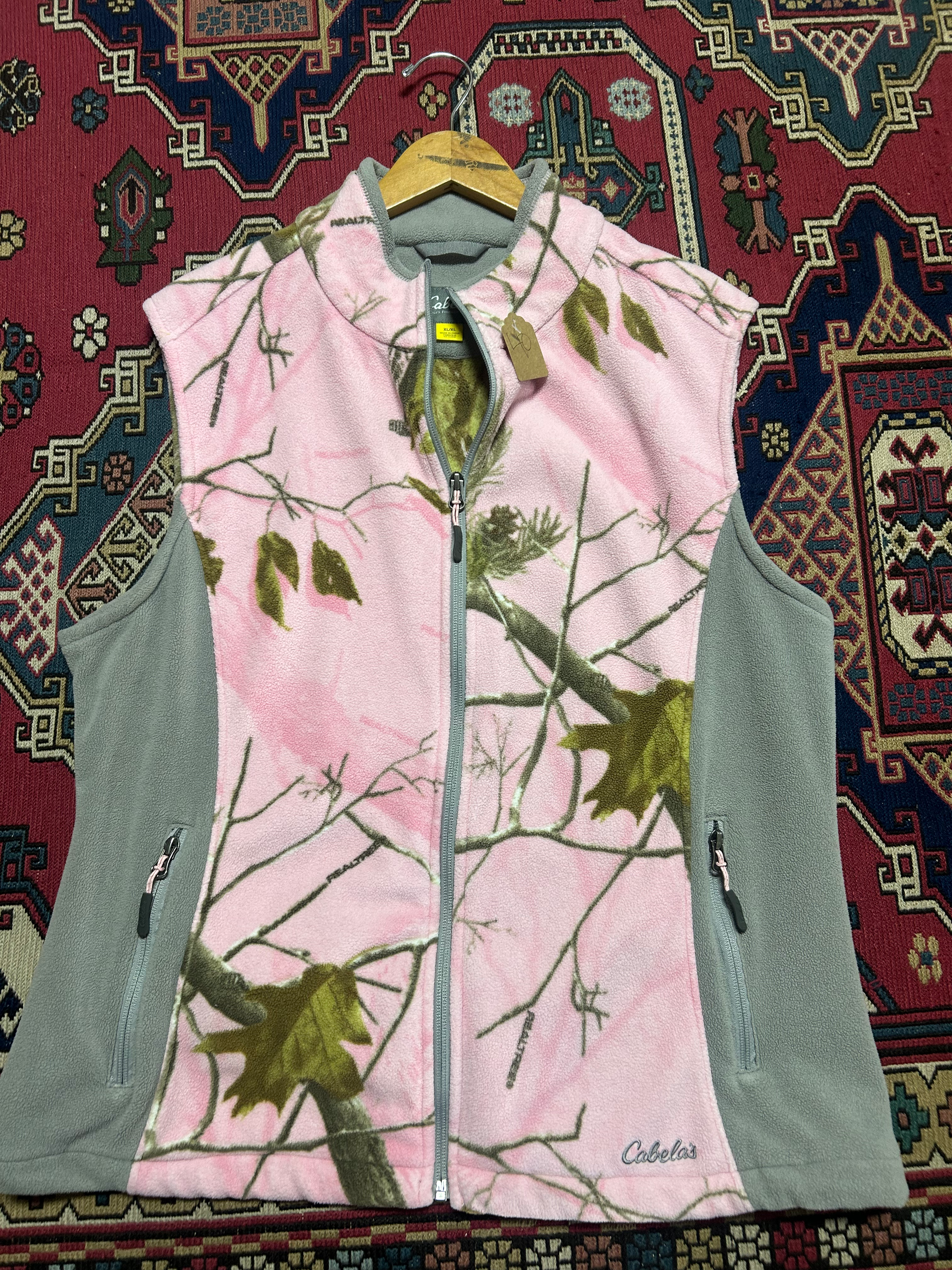 Pink Camo Vest Zip Up XL