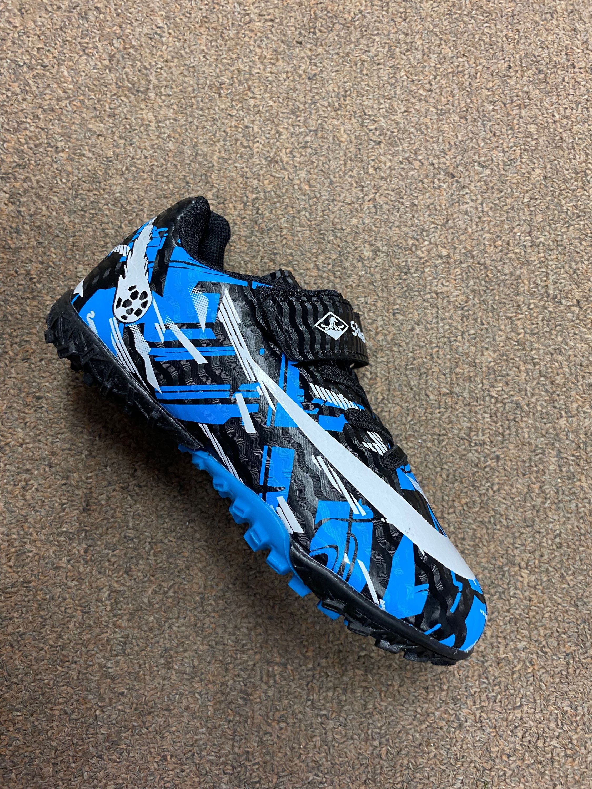 Soccer shoes kids and juniors